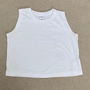 White Sleeveless Crewneck Top Basic Minimalist Tank